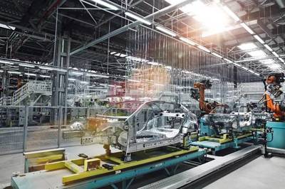 北京奔馳第200萬輛整車下線，前驅(qū)車工廠落成開啟物流新篇章